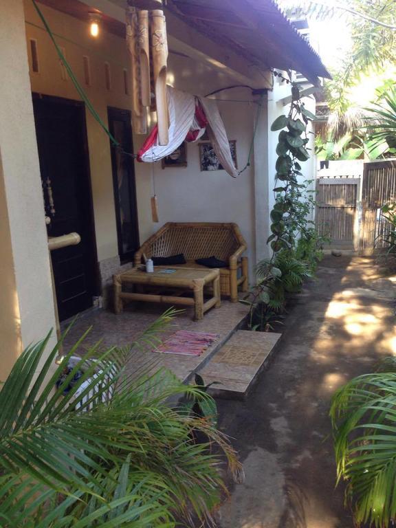 Three Little Birds Homestay Quần đảo Gili Ngoại thất bức ảnh