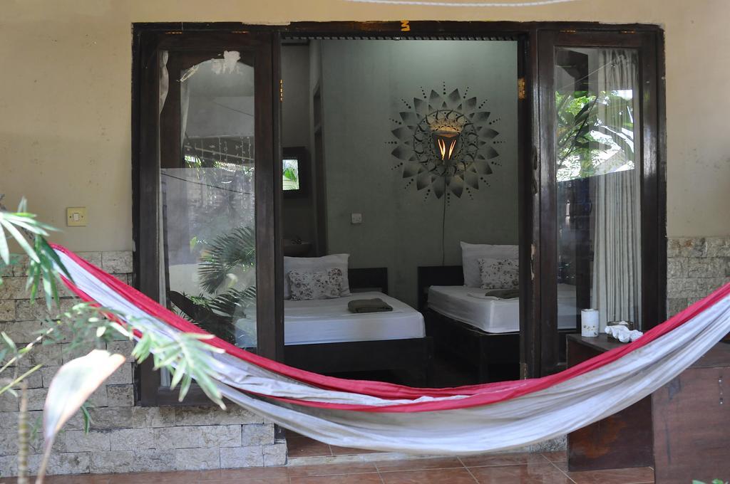 Three Little Birds Homestay Quần đảo Gili Ngoại thất bức ảnh