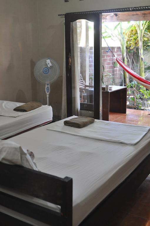 Three Little Birds Homestay Quần đảo Gili Ngoại thất bức ảnh