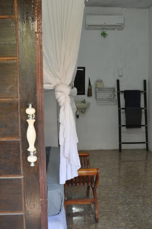 Three Little Birds Homestay Quần đảo Gili Ngoại thất bức ảnh